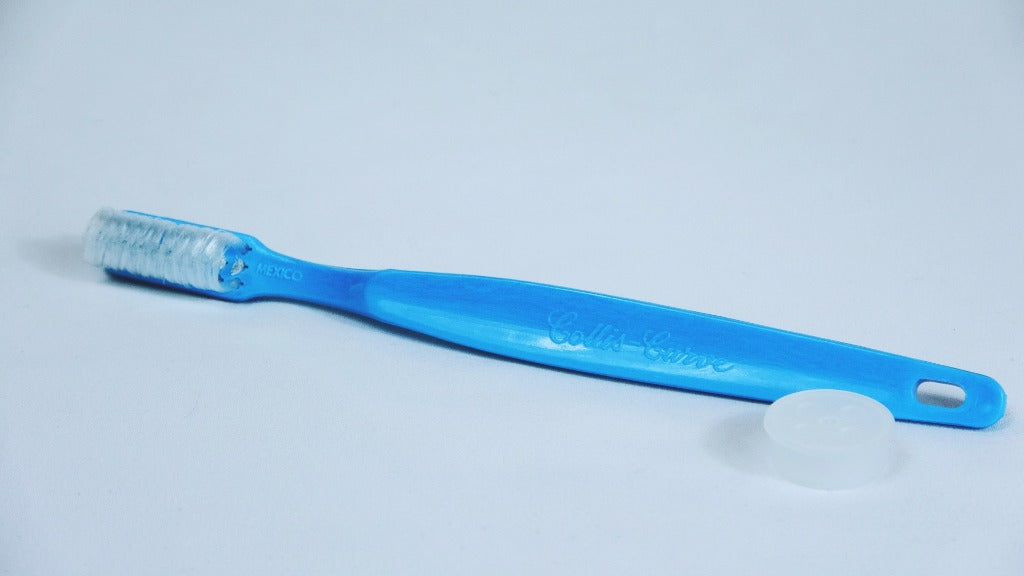 Collis-Curve Soft Toothbrush